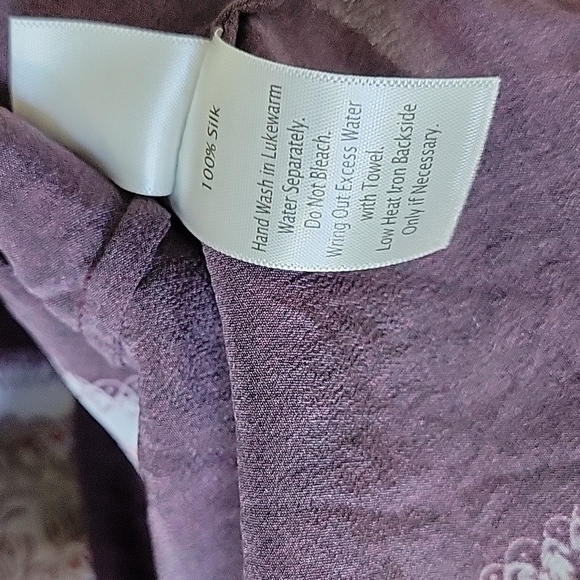 Ecru Silk Maroon Paisley Long Sleeve Shirt Size L - Picture 6 of 6